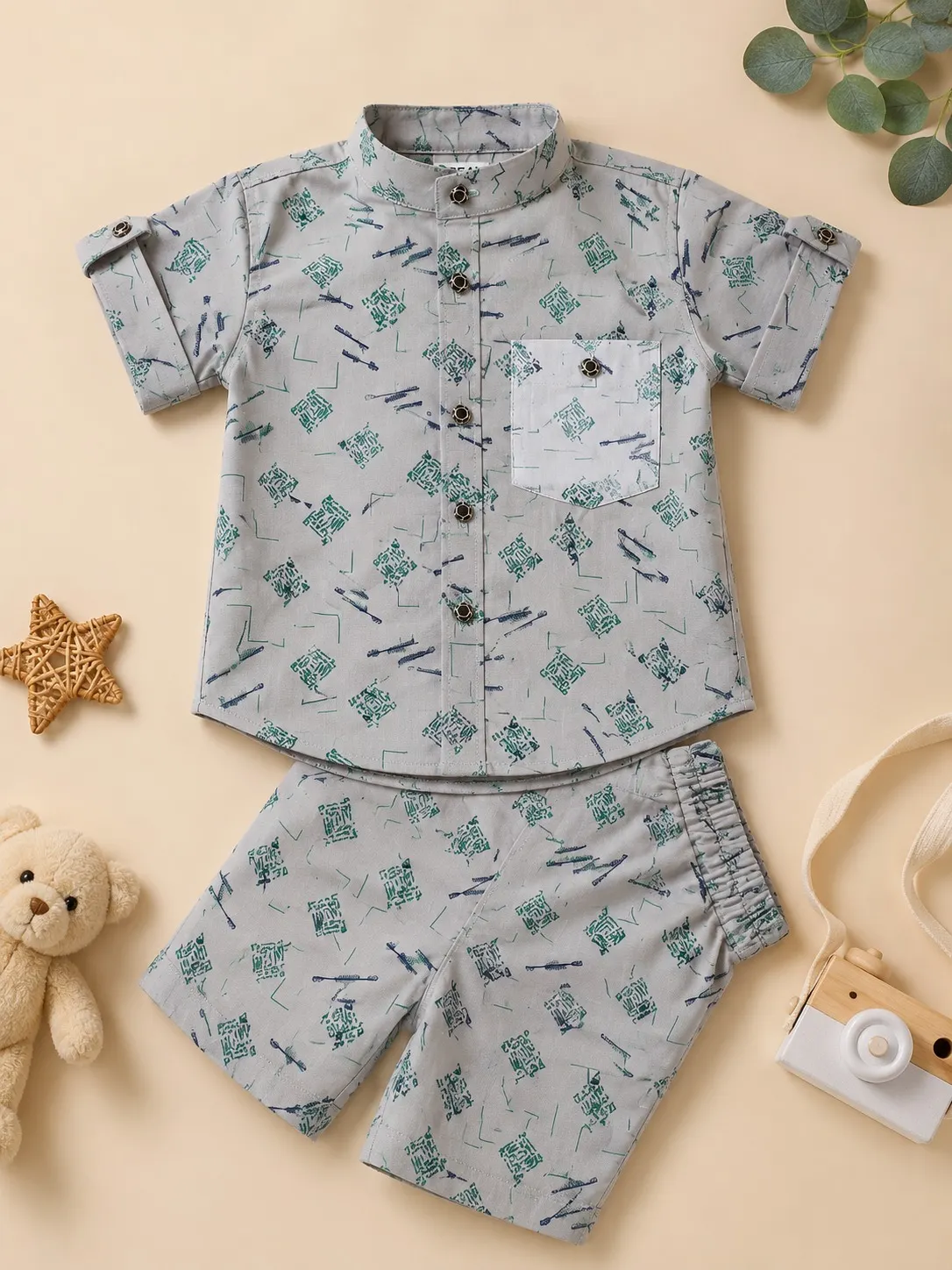 Boys 4T Printed Short-Sleeve Shirt & Shorts Set - Image 3